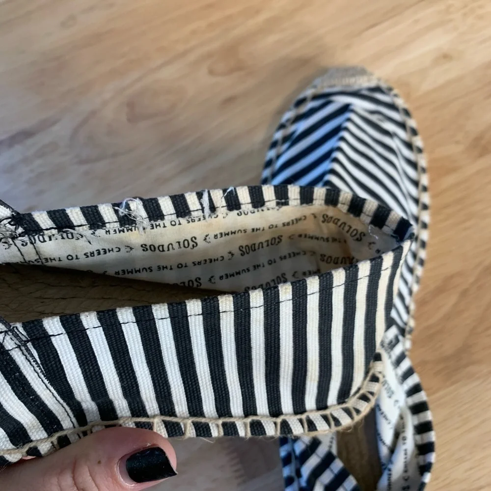 Soludos white and black striped espadrilles size 40 9.5